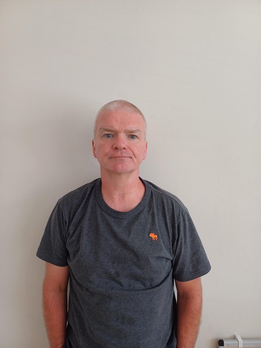 ES professional portrait